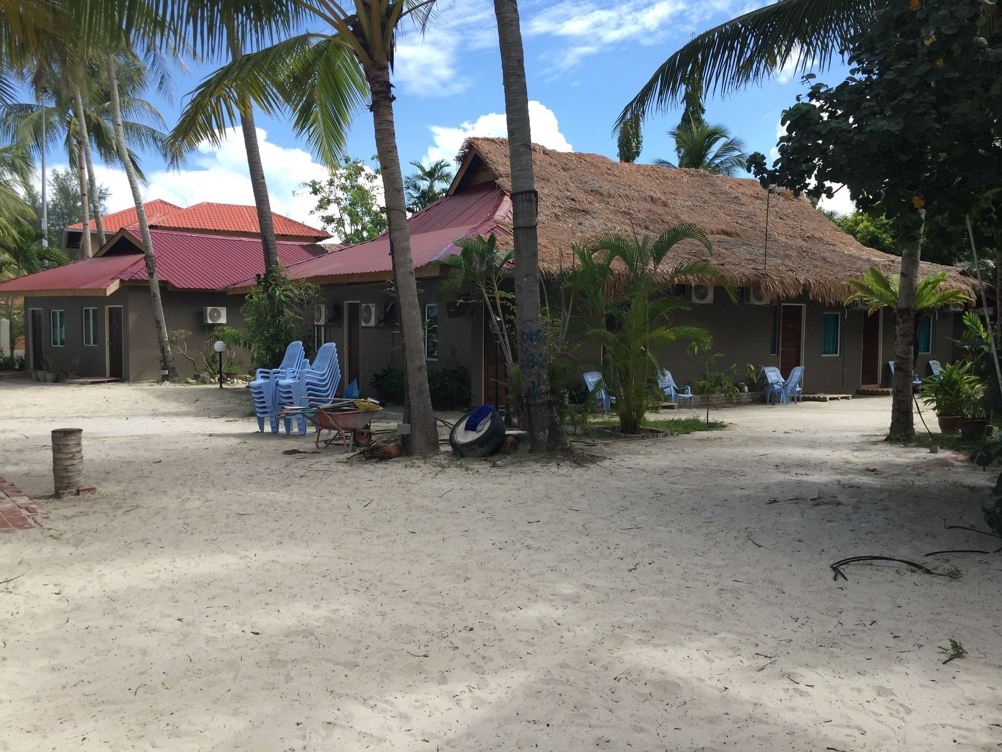 Mali Mali Beach Resort Langkawi Exterior photo